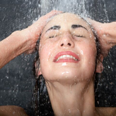 Illustratie bij: Waarom je kind je wel/niet stoort als je onder de douche staat