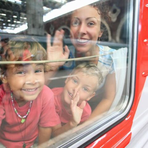 Illustratie bij: Aan de moeder met de vier kinderen in de trein: je bent mijn held