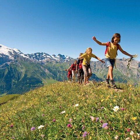 Illustratie bij: Zwitserland met kinderen: zo mooi dat zelfs de kinderen er stil van zijn ;-)