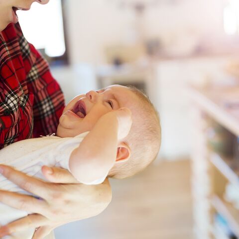 Illustratie bij: Een baby en dan? Krampjes-gedoe