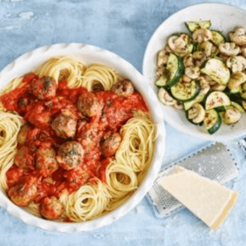 Illustratie bij: Lekker! Spaghetti met gehaktballetjes en courgette uit de oven