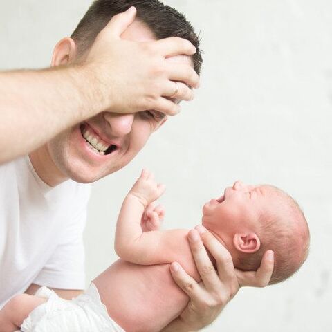 Illustratie bij: Waarom papa mama niet moet bellen als ze een avondje uit is