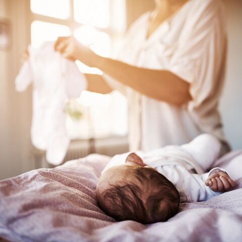 Illustratie bij: Rot-rompertjes! Waarom babykleding totaal overrated is