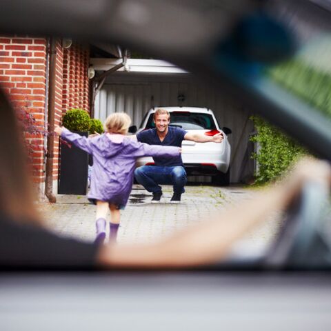 Illustratie bij: Het lot van het pendelkind: is opgroeien in twee huizen schadelijk?