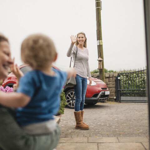 Illustratie bij: Waarom het niet zielig is om je kind vijf dagen per week naar de opvang te brengen