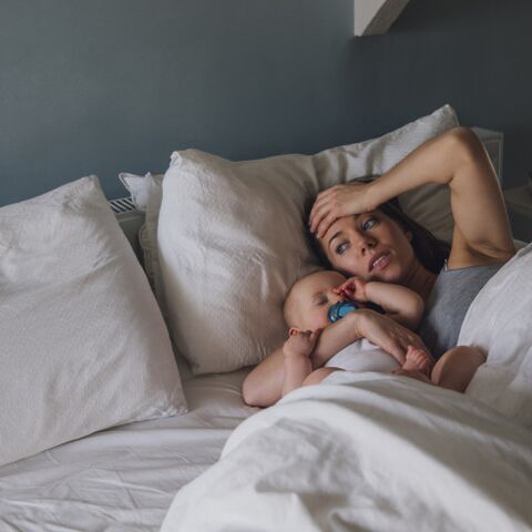 Illustratie bij: Co-sleeping. Oftewel: iedereen slaapt en jij ligt wakker