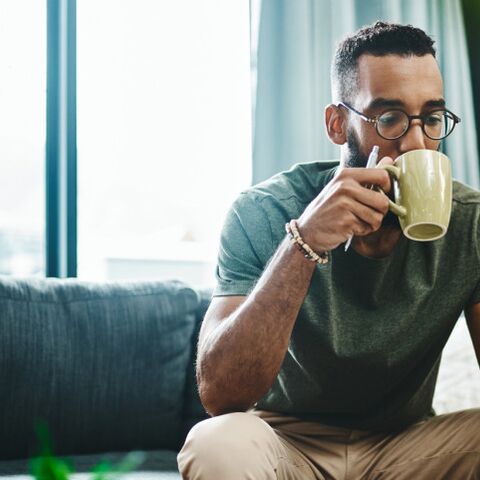 Illustratie bij: Red je relatie: neem meer ‘koffiepauzes’