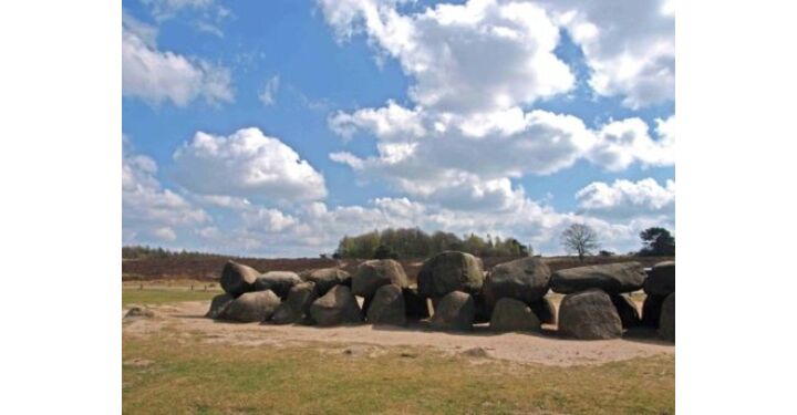 hunebedden havelte uitje kinderen 't theehuis hunebedden drenthe gezin