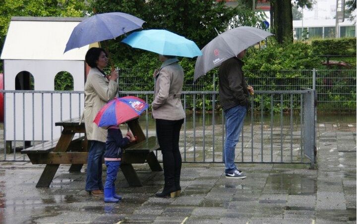 De slangenkuil die schoolplein heet