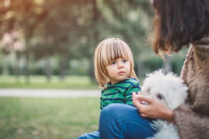 19 Dingen die je herkent als je een kind en een hond hebt