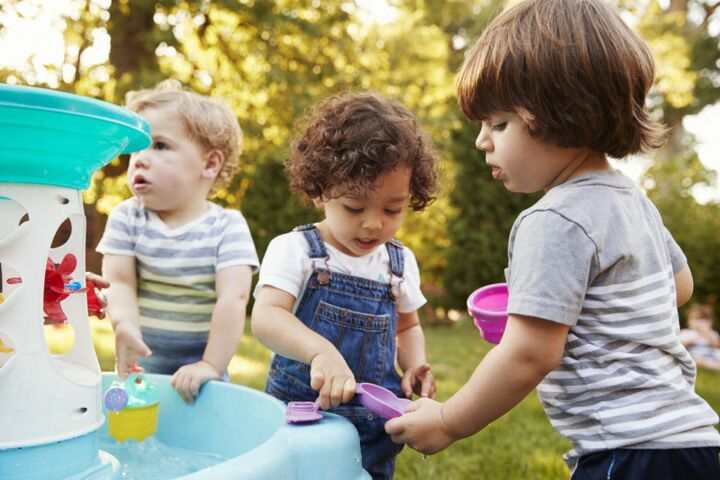 Dit zijn de grote uitdagingen van 3 kinderen onder de 3