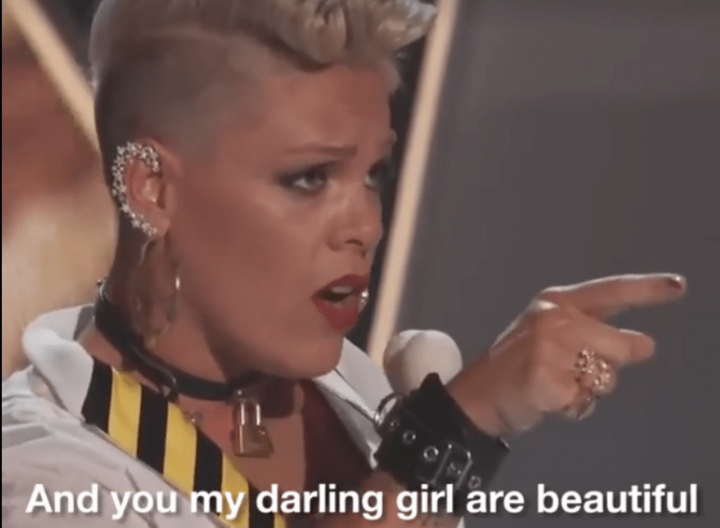 Inspirerend! Rockster P!nk heeft een belangrijke boodschap voor haar zesjarige dochter