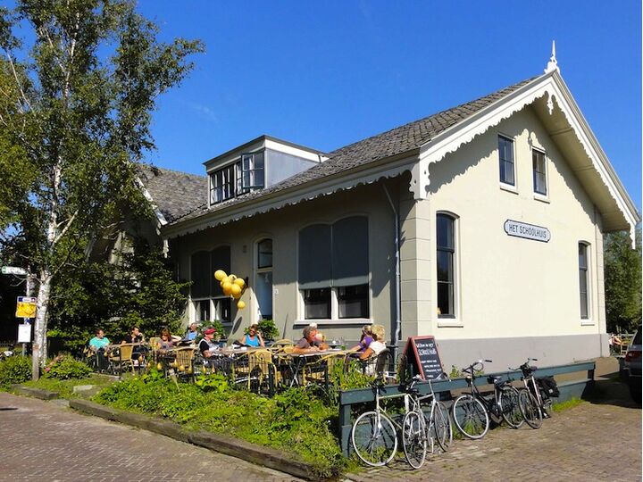 vlucht de stad uit naar een italiaan in holysloot amsterdam waterland italiaans het schoolhuis