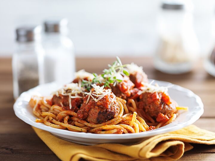 Simpel, maar zo lekker: spaghetti met zelfgemaakte gehaktballen